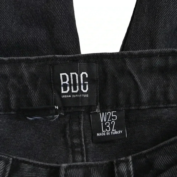 Urban OutfittersBDG Ripped Washed Black Jeans Distressed Wide Leg Baggy Size 25 - Picture 8 of 14